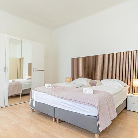 Desirable 2Br - Bookable For Longstays In Lockdown B Viena Exterior foto