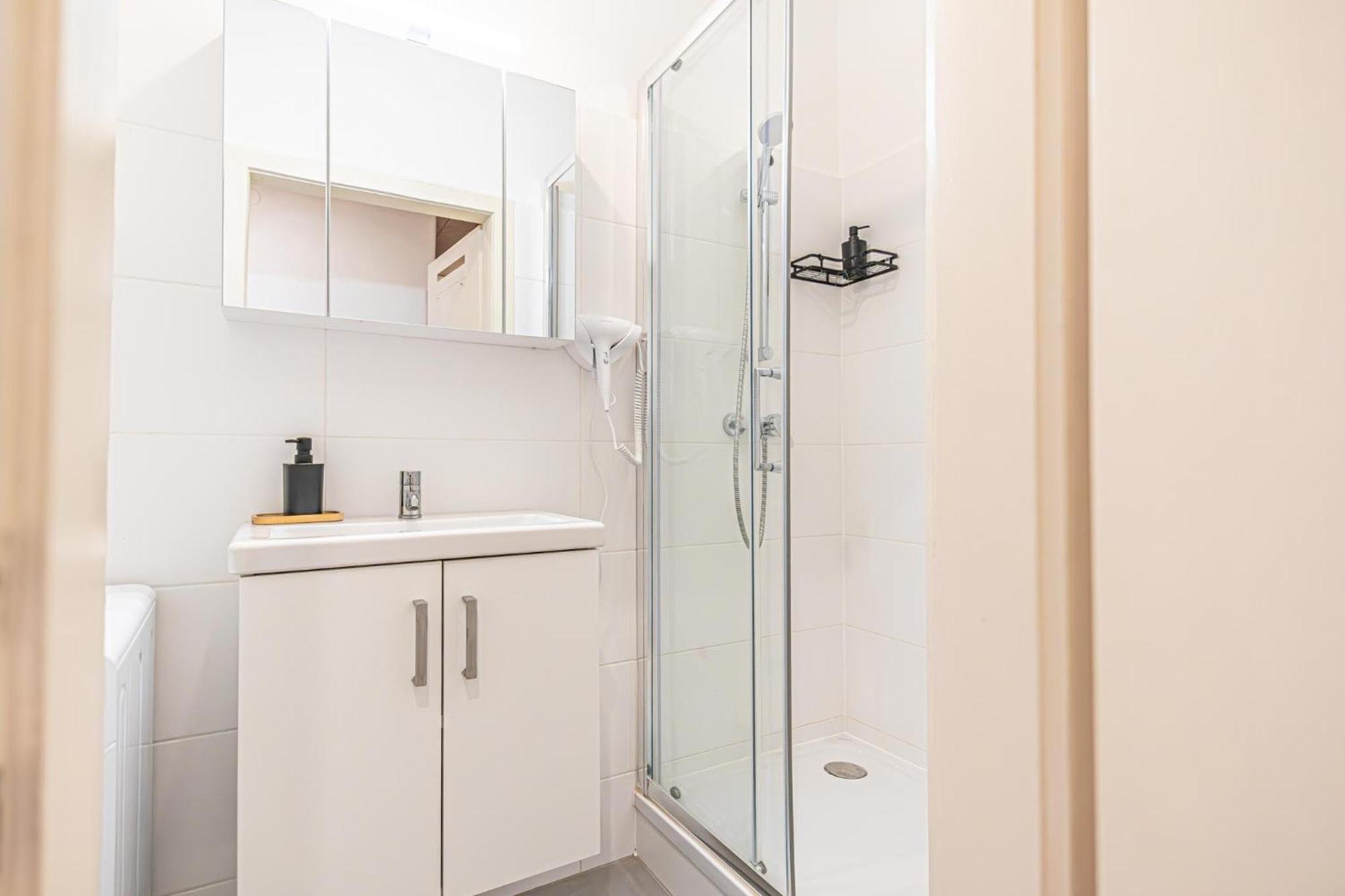 Desirable 2Br - Bookable For Longstays In Lockdown B Viena Exterior foto